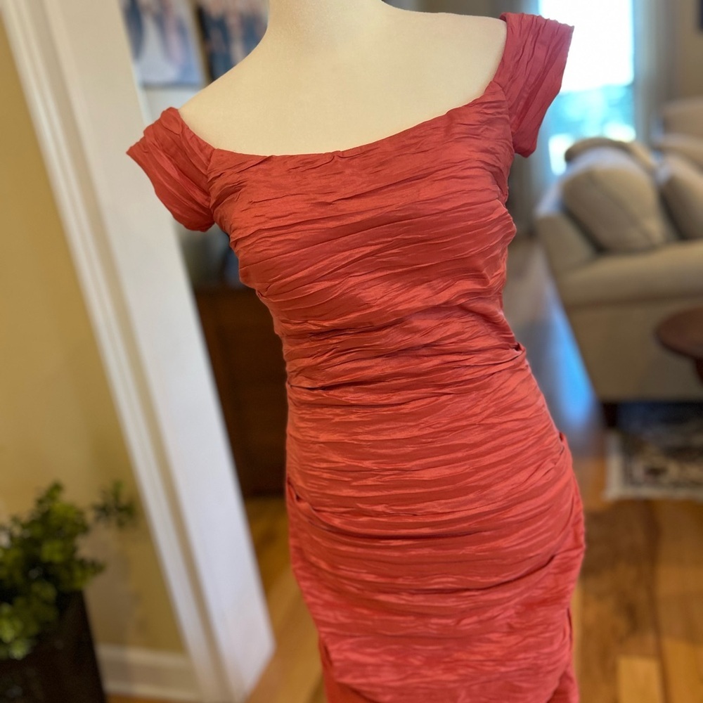 Alex Evenings Off-Shoulder Rouched Maxi Dress - Picture 6 of 10